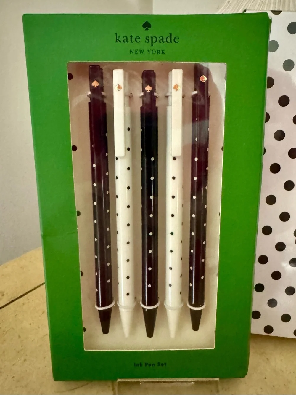 Kate Spade Polka Dot Pen Set (4 pens)& Fringe Polka Dot Journals(set of 3) NEW